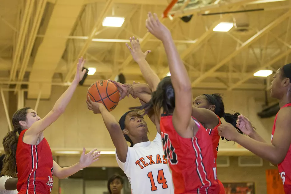 Tuesday Basketball Roundup: Texas High Girls Top Marshall to Force 15-5A Playoff + More