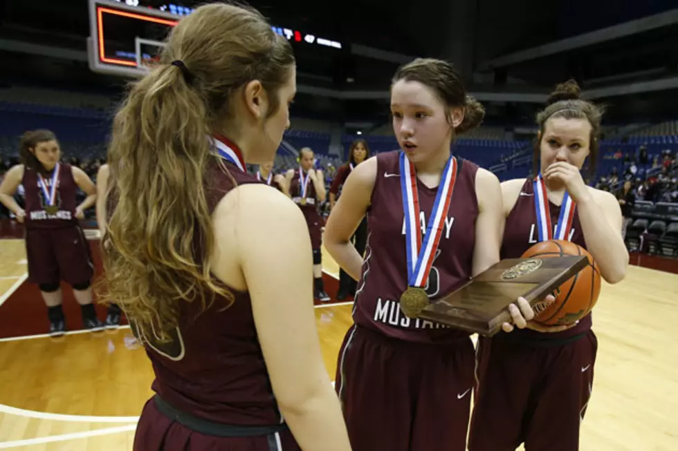 Panhandle Pulls Away Late For Semifinal Victory Over Martin&#8217;s Mill