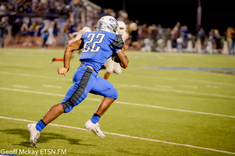 Lindale Evens District Record With 42-30 Win Over Nacogdoches