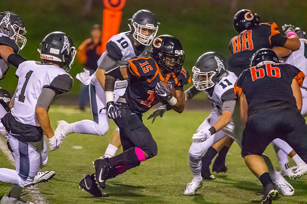 Gladewater Cruises to 49-0 Rout of White Oak