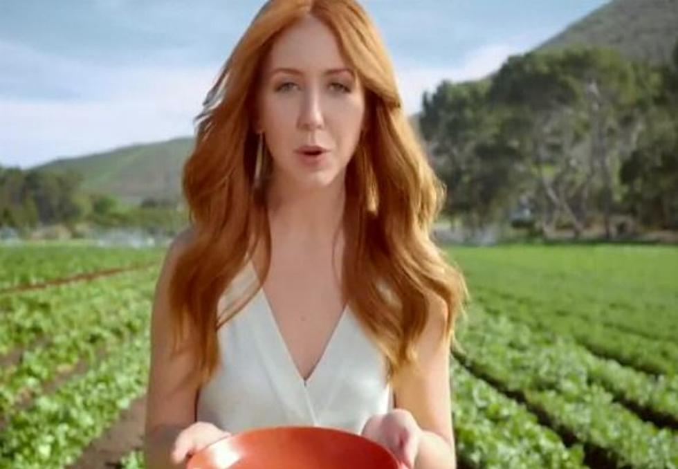 Morgan Smith Goodwin Stars In New Wendy’s ‘Wedding’ Commercial [VIDEO]