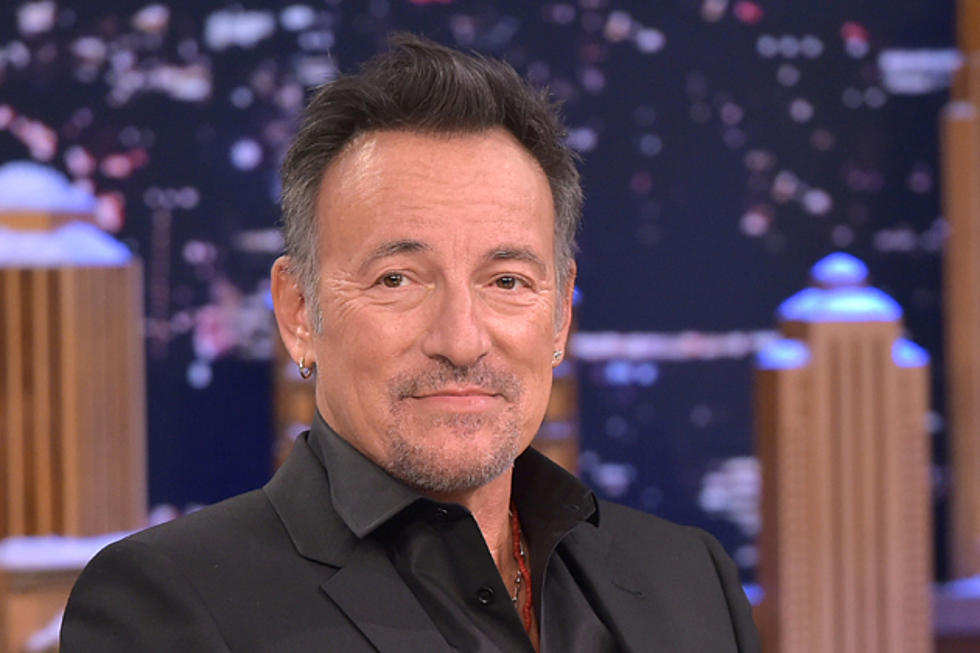 Catfished in the USA: Springsteen Impersonator Scams over $10,000