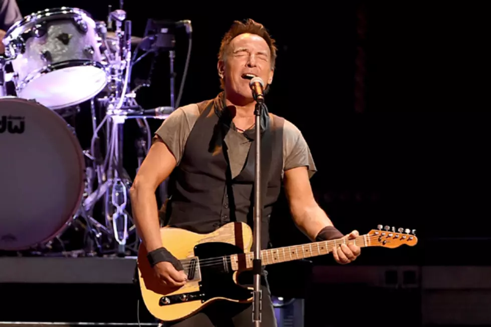 Springsteen Signs Tardy Note For Young Concert Attendee