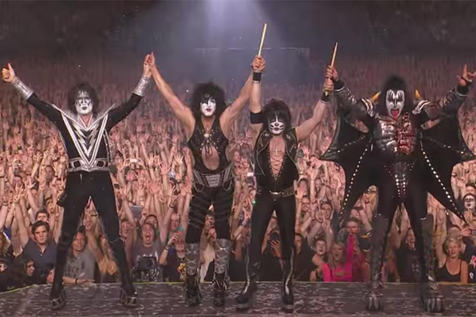KISS Looking To Hire Reserves As ‘Roadie For A Day” Gigs