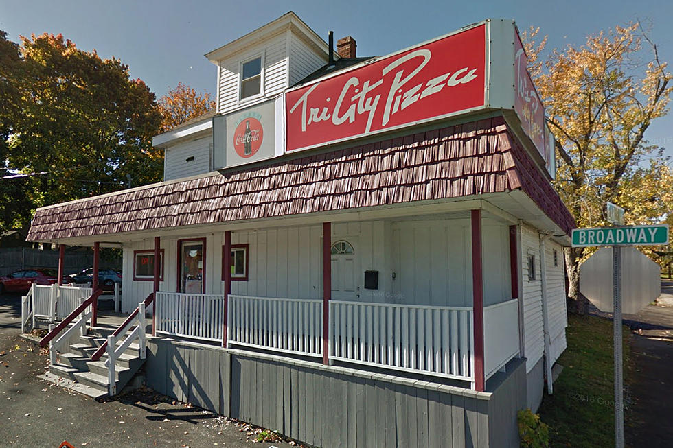 Bangor&#8217;s Iconic Dinner Destination &#8216;Tri-City Pizza&#8217; Up For Sale