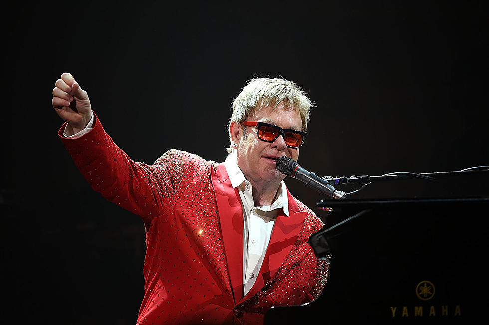 Elton John To Play Bangor