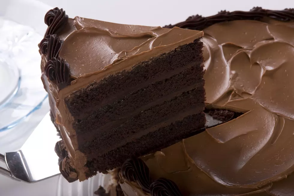 Hannaford Recalls Triple Layer Chocolate Cake