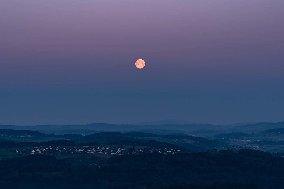 A Full Pink Supermoon Will Appear This Monday Night Over Maine