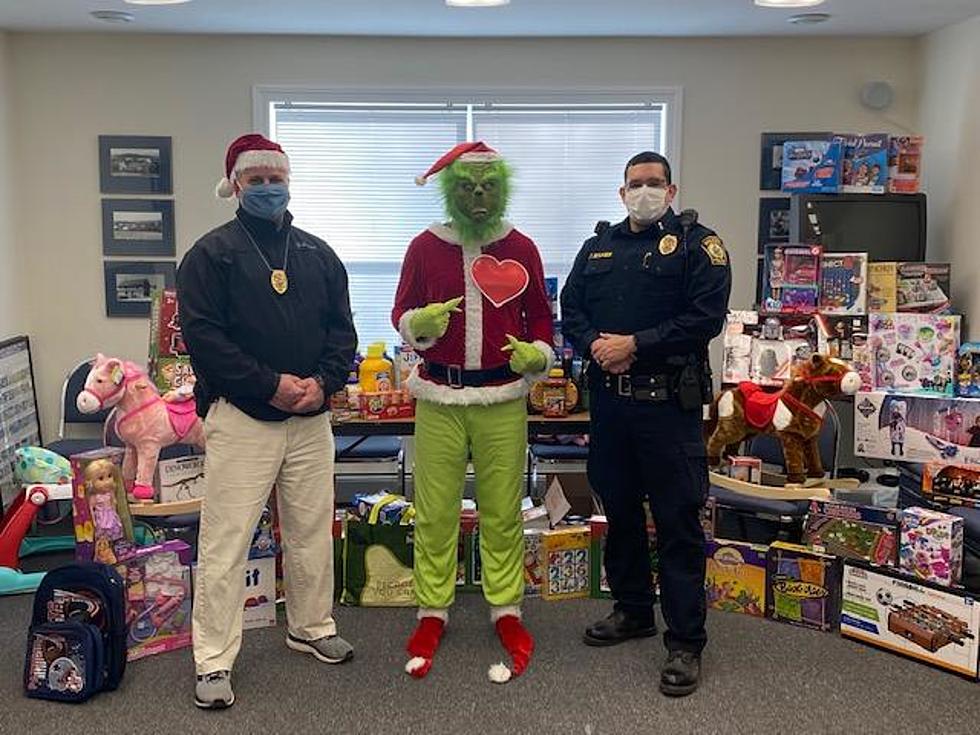 Holden PD Participates In 5th Year of &#8217;25 Days Of Kindness&#8217; Program