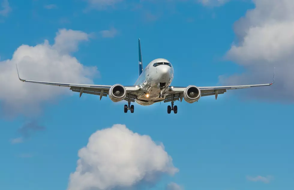 Plane pic: Photo by John McArthur on Unsplash