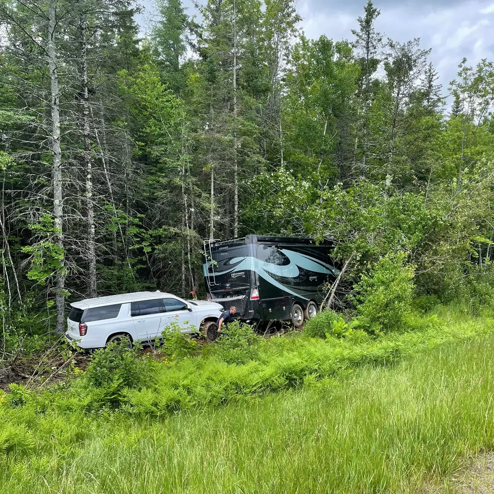 Clean Up On Interstate Near Pittsfield As Motorhome Loses SUV It Was Towing
