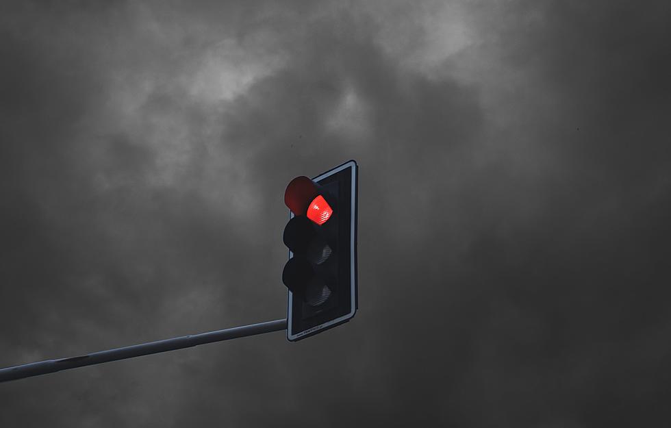 In Maine, Can You Legally Run a Red Light Late at Night?