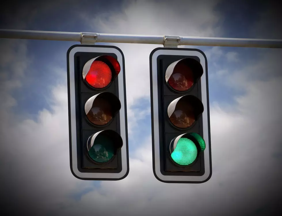 Will Maine Potentially Add a New Color to Our Traffic Lights?