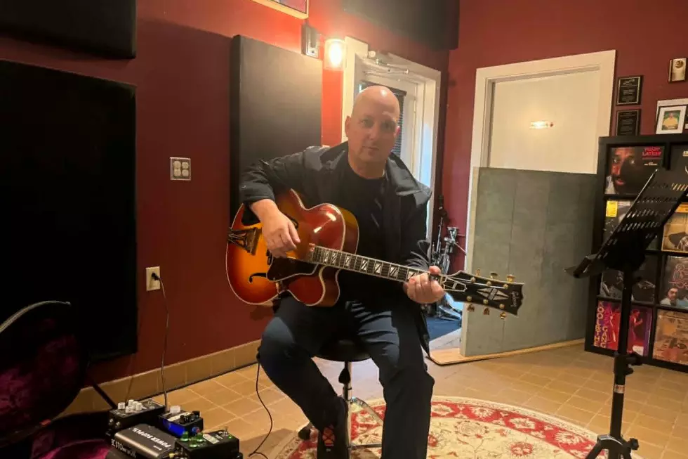 Devo Stops By Main Street Music Studios, Andrew Clifford