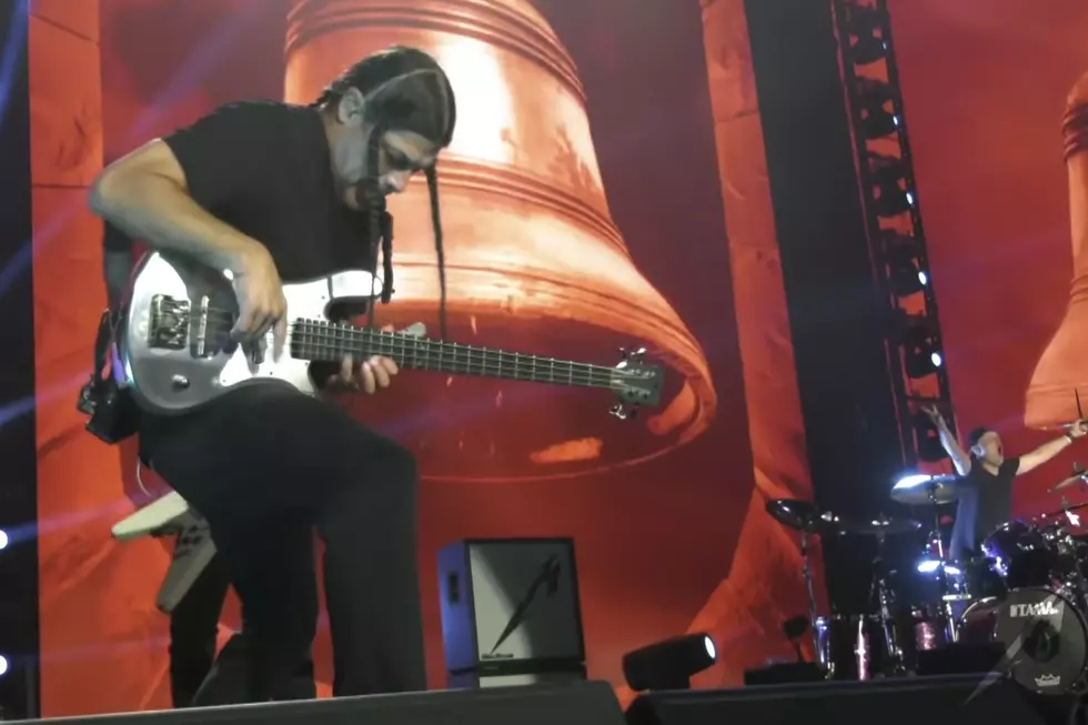&#8216;Time Marches On': Watch Metallica Play &#8216;For Whom the Bell Tolls&#8217; in São Paulo