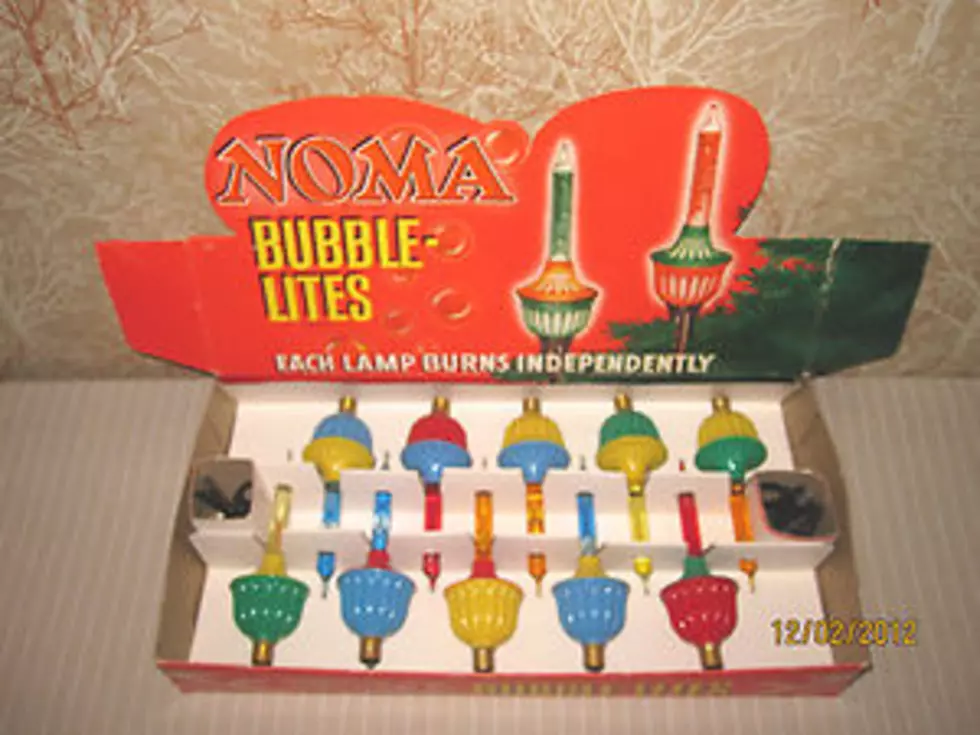 Baby Boomer Alert:  Do You Remember Noma Bubbling Christmas Tree Lights? (VIDEO)