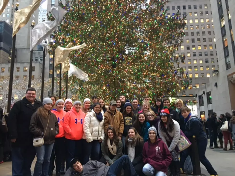 Schenevus School Class Visits &#8220;Oneonta Tree&#8221; at Rockefeller Center!