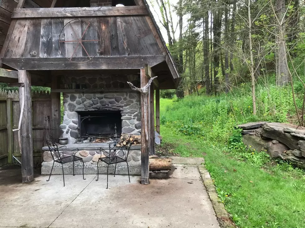 Big Chuck’s “Property Pick of the Week”:  Bovina 1878 Cottage with Outdoor Fireplace