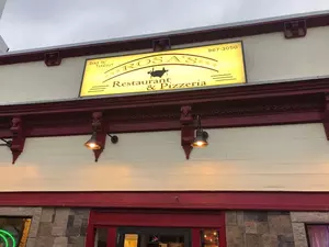 Local Restaurant Says &#8220;No Tipping,&#8221; Gives Back to Community Instead!