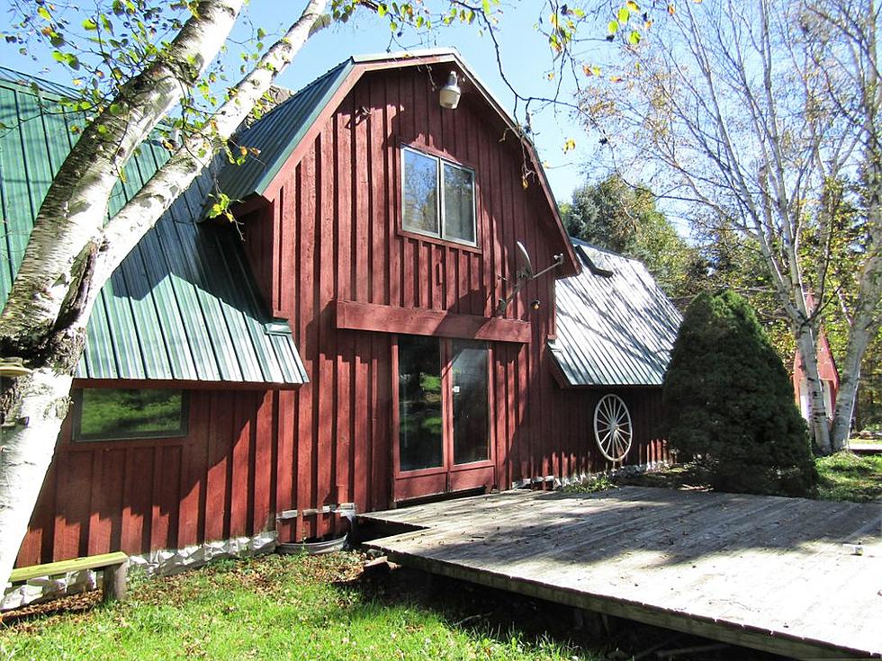 Big Chuck’s Property of the Week:  7-Bedroom Converted Catskill Barn with Ski Slope Views!