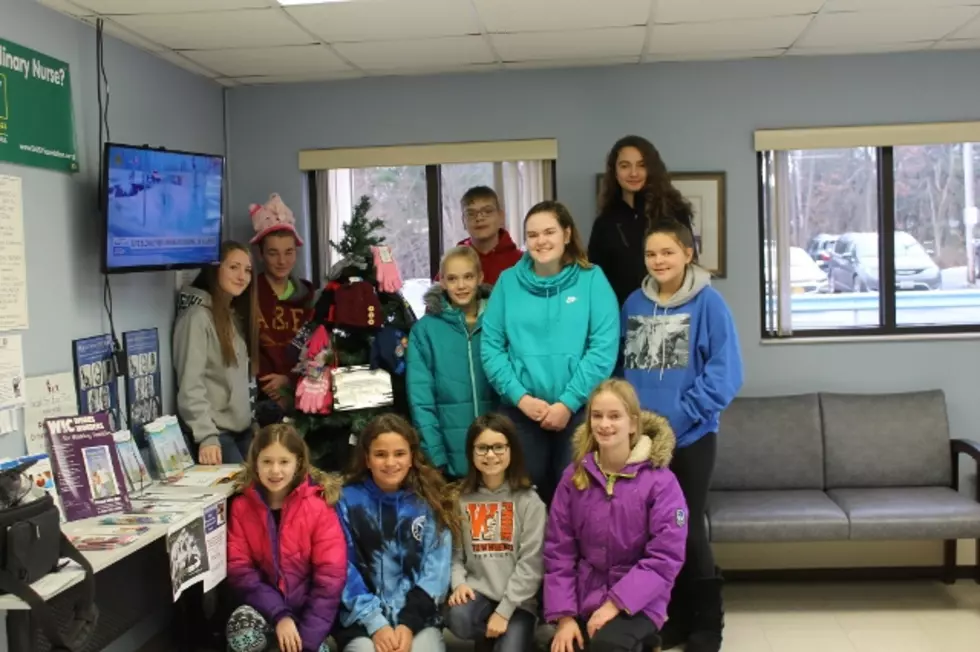 Masonville Kids Complete “Mitten and Hat Tree” in Sidney