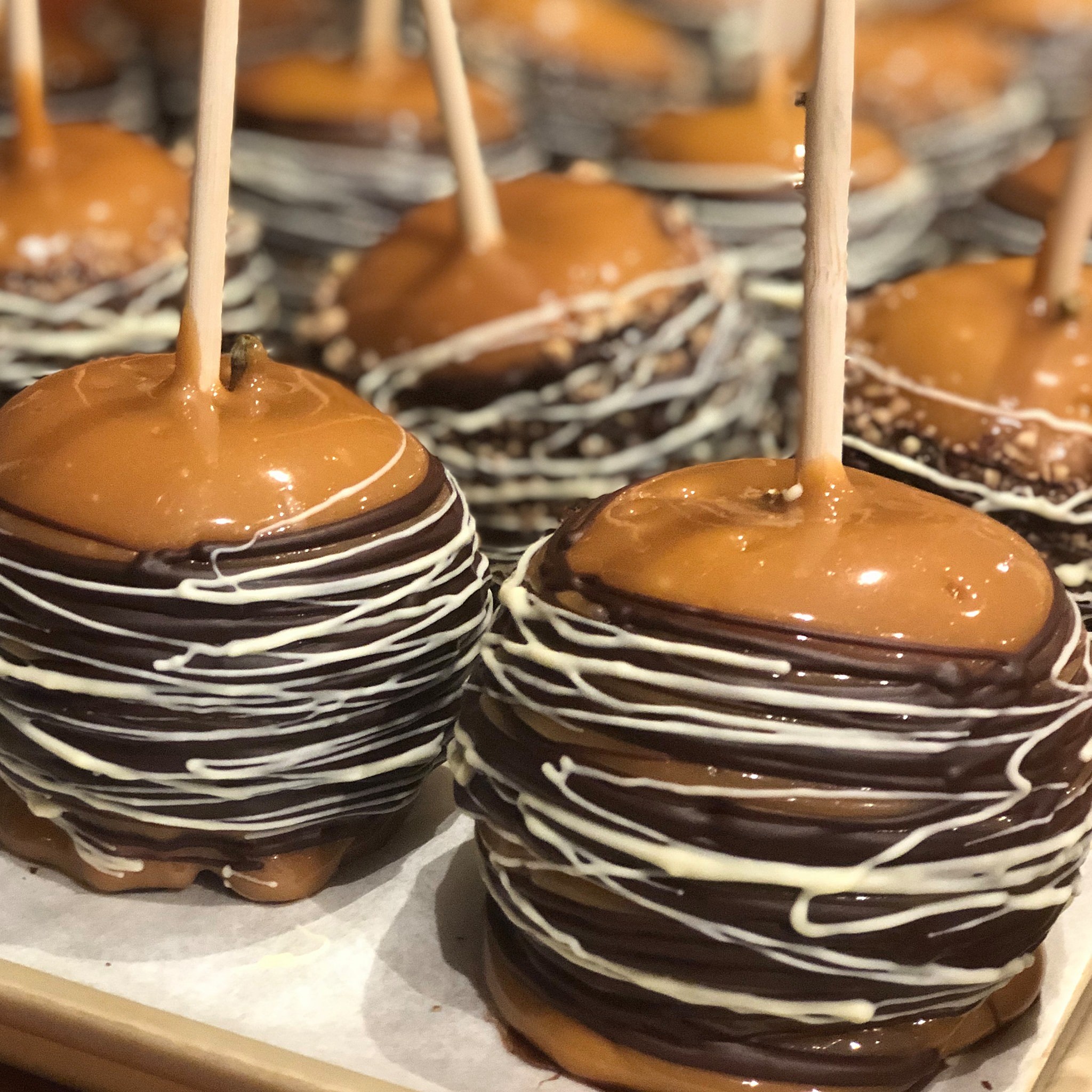 Candy Apples - WIBX 950
