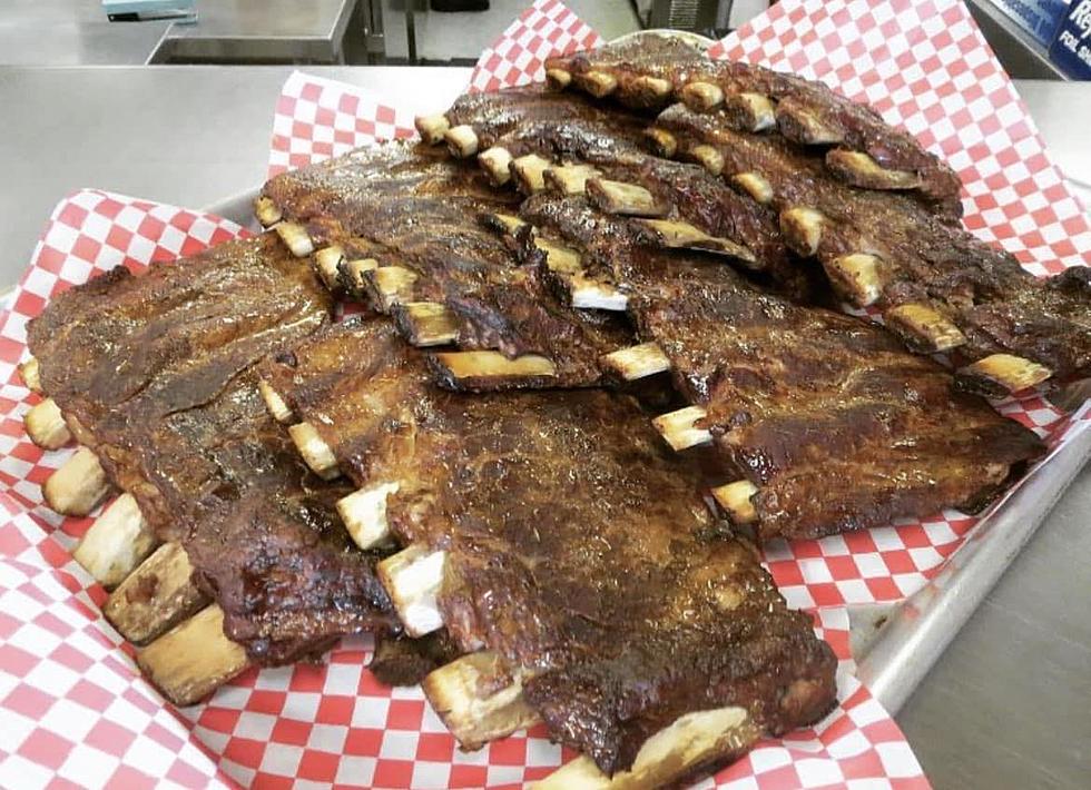 12 of the “Lip-Smackingest” Barbecue Places in Upstate New York!