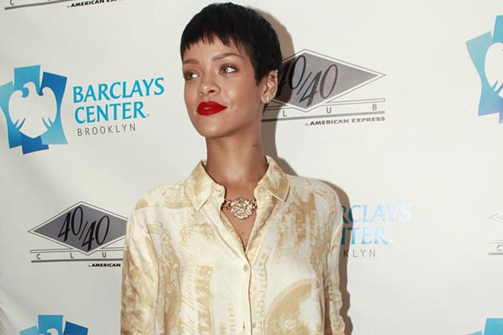Rihanna Has a Blunt for Breakfast – Photo of the Week