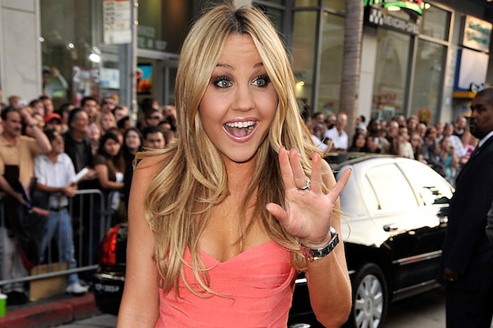 Amanda Bynes Is Back With Less Vengeance + More Turbans [PHOTOS]
