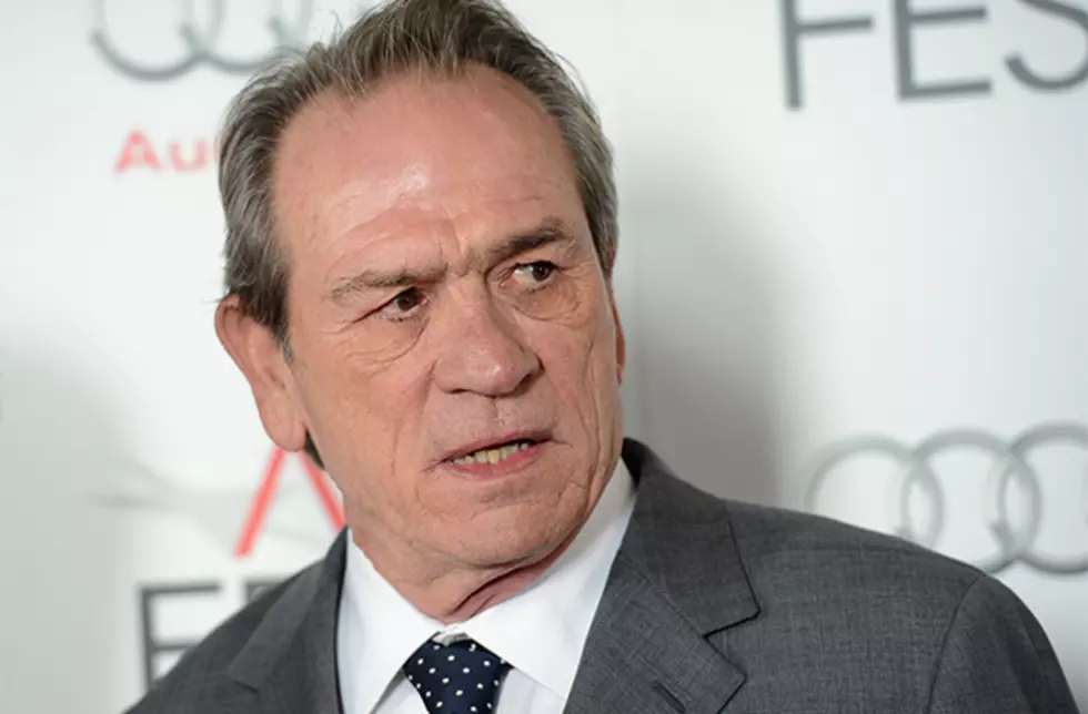 StarDust: Tommy Lee Jones Wants a Paycheck and For You To Get Off His Lawn + More