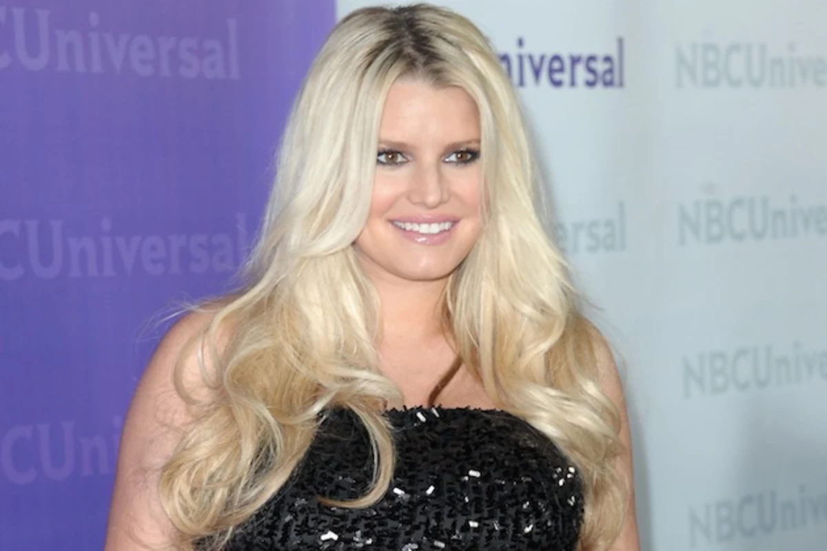 Jessica Simpson Confirms the Pregnancy Everyone Knew About Already ...