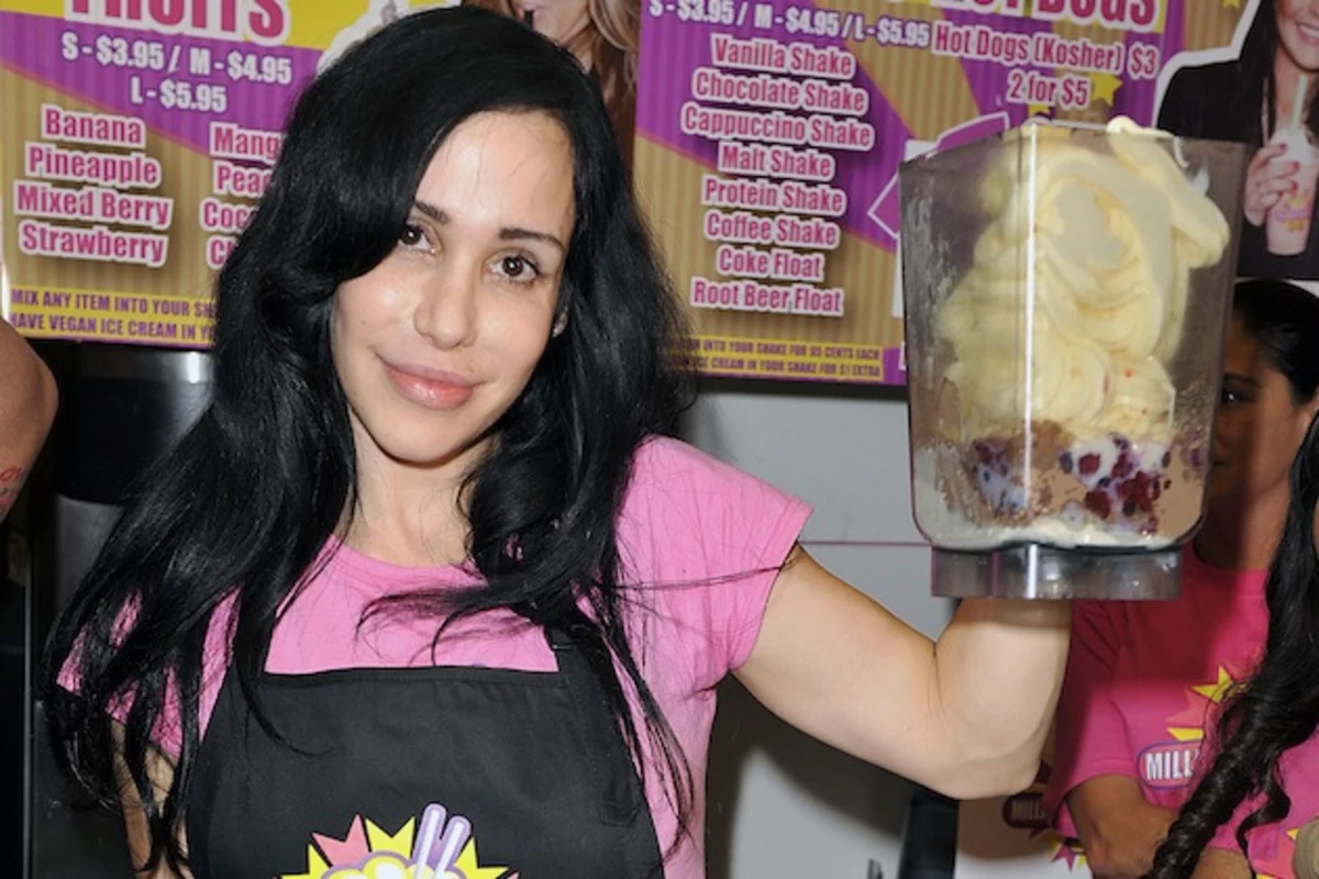 Octomom Inappropriately Stoked About Her AVN Award