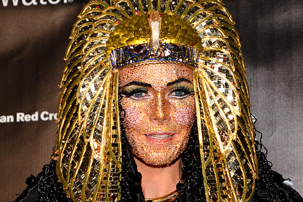 Heidi Klum Channels a Bedazzled Cleopatra for Hurricane Sandy Benefit [PHOTOS]