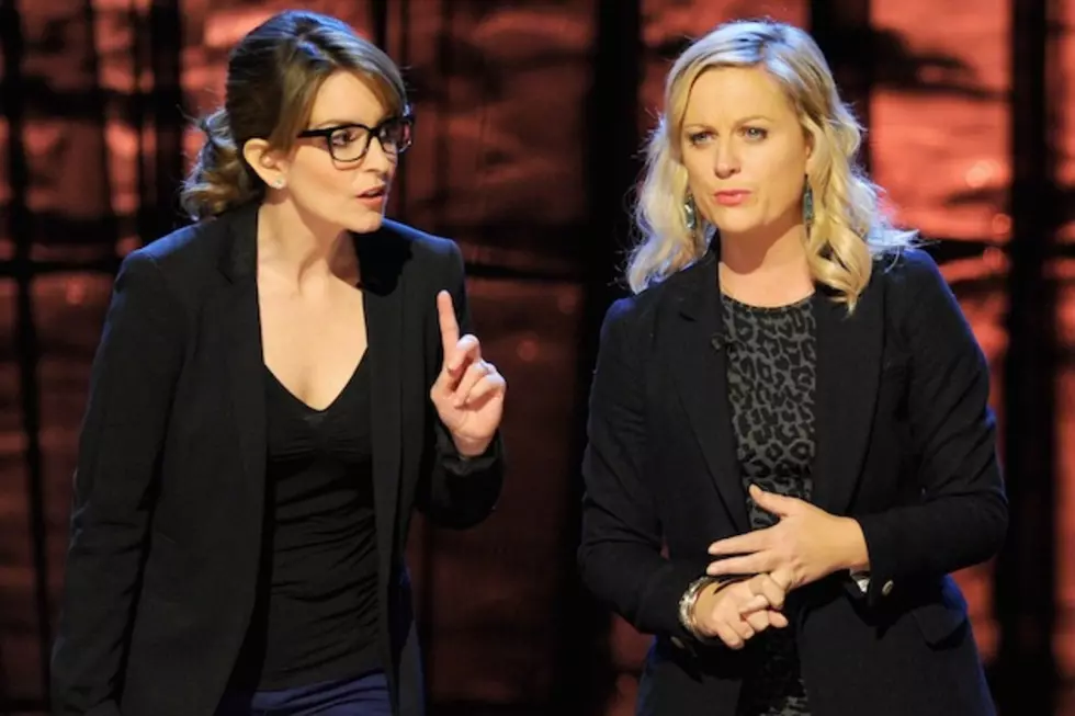 StarDust: Tina Fey + Amy Poehler Suggest Drinking Every Time an Actress Cries + More