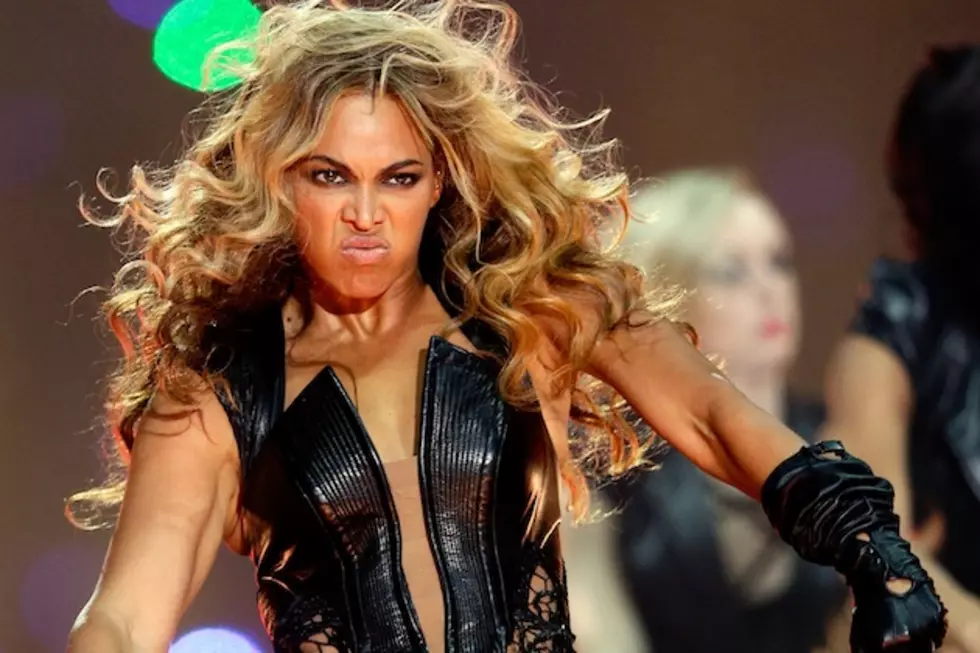 Beyonce Got Her Hair Caught in a Fan And Still Performed Better Than Your Faves [PHOTO, VIDEO]