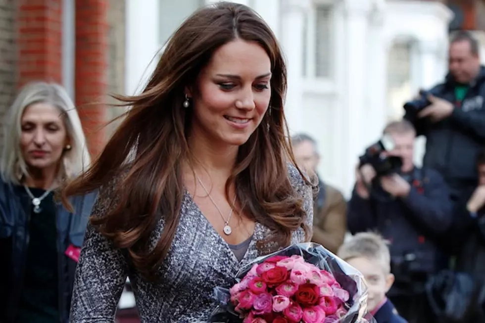 Kate Shows Off Baby Bump