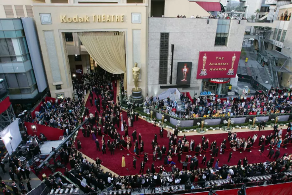 2013 Oscars – If You’re Thinking of Stalking the Celebs on the Red Carpet … Bad Move, Bro