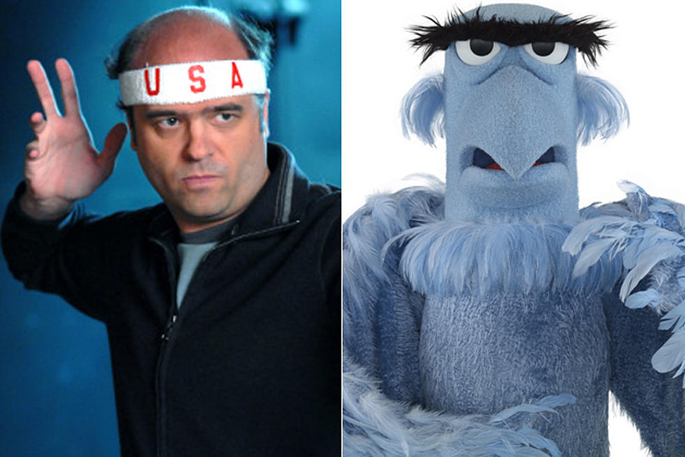 Scott Adsit as Pete Hornberger on ’30 Rock’ + Sam the Eagle – Celebrity Doppelgangers