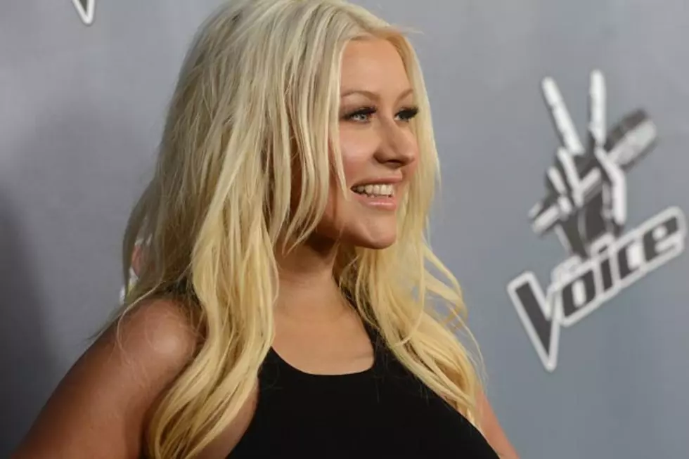Did Christina Aguilera Really Drop a Lot of Weight &#8211; Or Is She Just Wearing Clothes That Fit Now?
