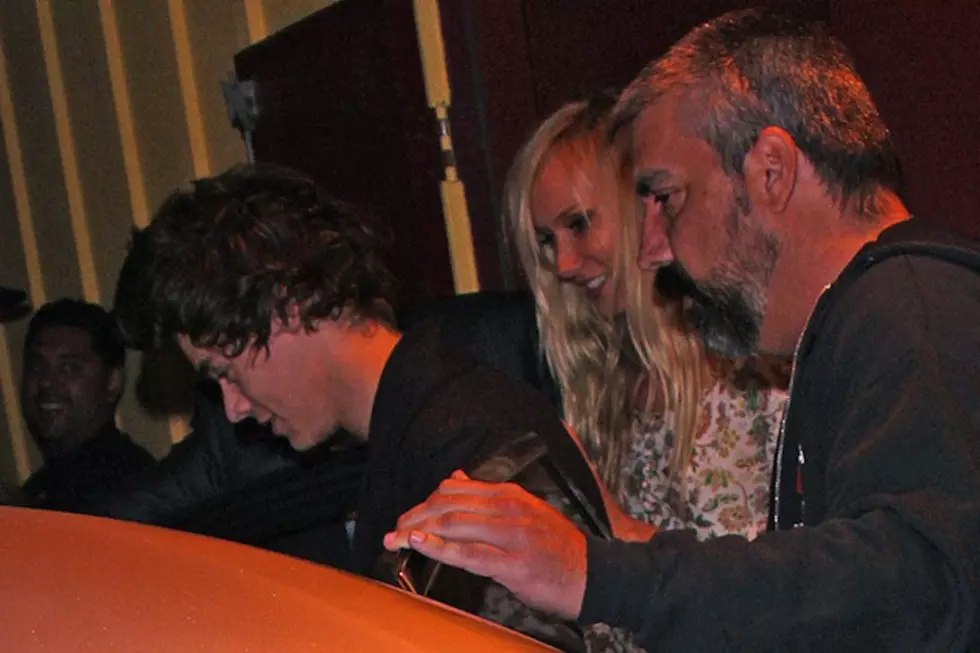 Harry Styles Spotted Smooching Rod Stewart’s Daughter Kimberly [PHOTOS, VIDEO]