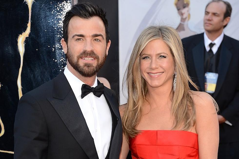 Jennifer Aniston + Justin Theroux Will Probably Delay Their Walk Down the Aisle Again