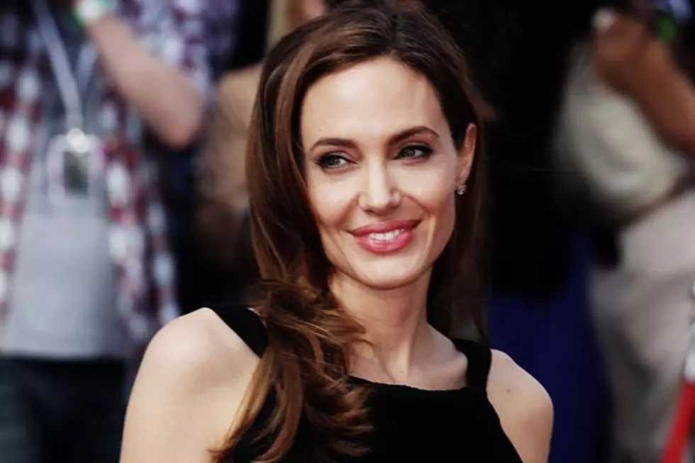 Angelina Jolie Makes a Stunning, Post-Mastectomy Return to the Red Carpet [PHOTOS]