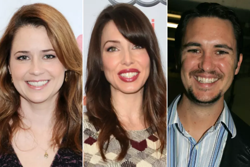 Jenna Fischer, Whitney Cummings, Wil Wheaton + More in Celebrity Tweets of the Day