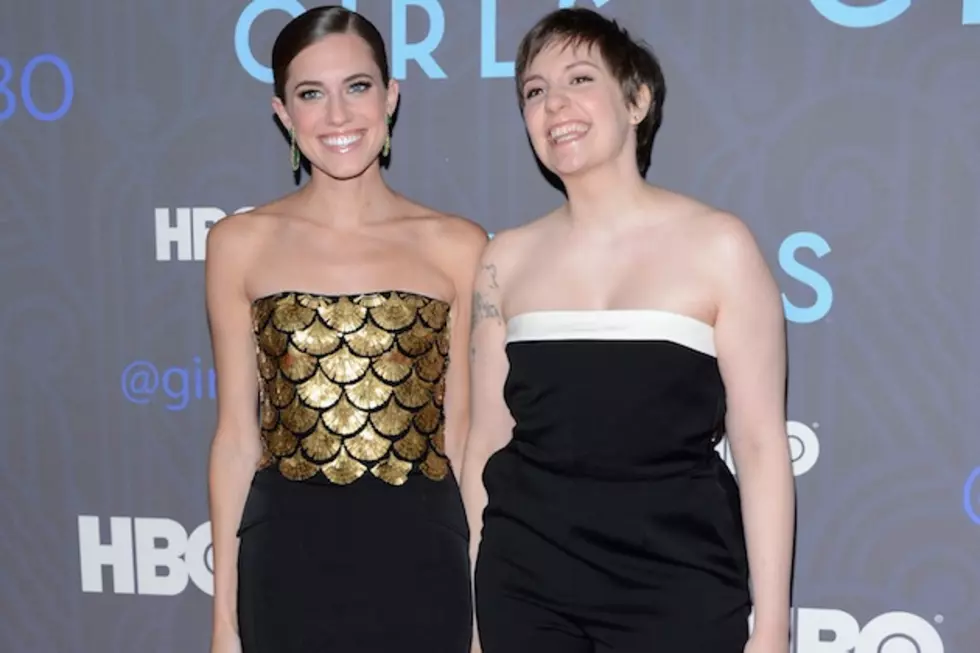 Lena Dunham + Allison Williams in Bikinis in 'Girls' Trailer