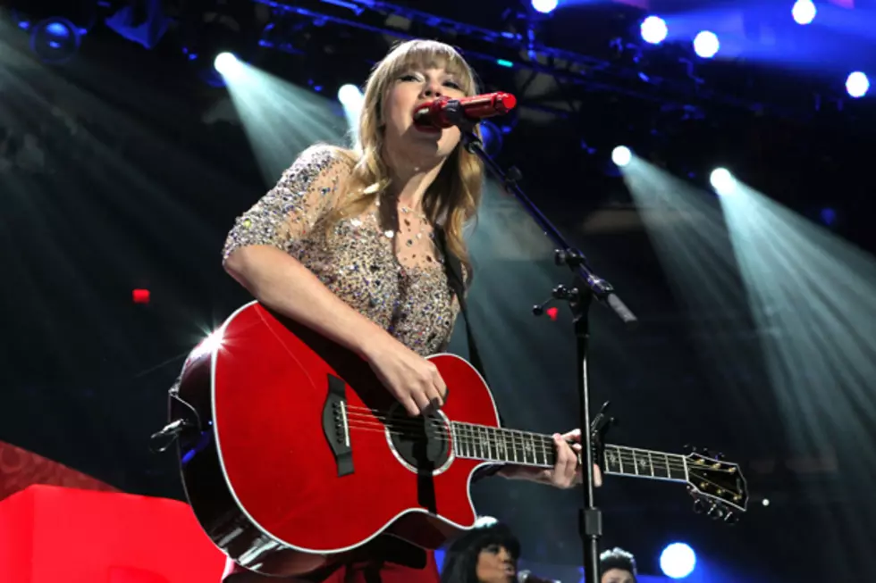 Taylor Swift Donates Guitar to Rhode Island Town for Charity