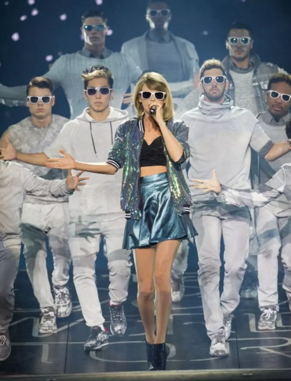 Taylor Swift Plays The Word Association Game [VIDEO]