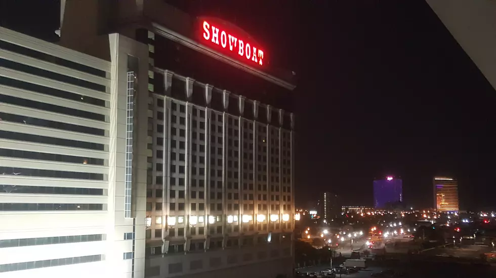 Showboat Wants to Turn One of its Hotel Towers into Apartments