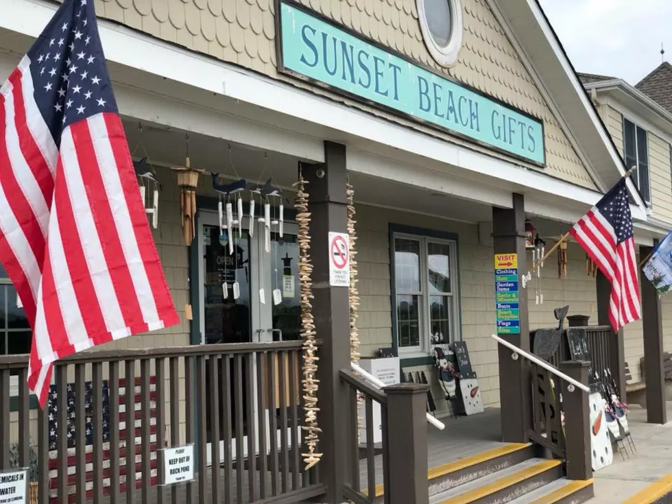 Sunset Beach Gift Shop Owner Threatened With Arrest