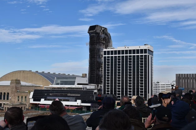 Trump Plaza Implosion Marked End of an Era in Atlantic City Boxing