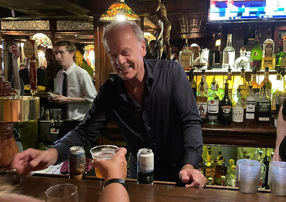 Good Guy Kelsey Grammer makes 2 Stops Today In Atlantic City